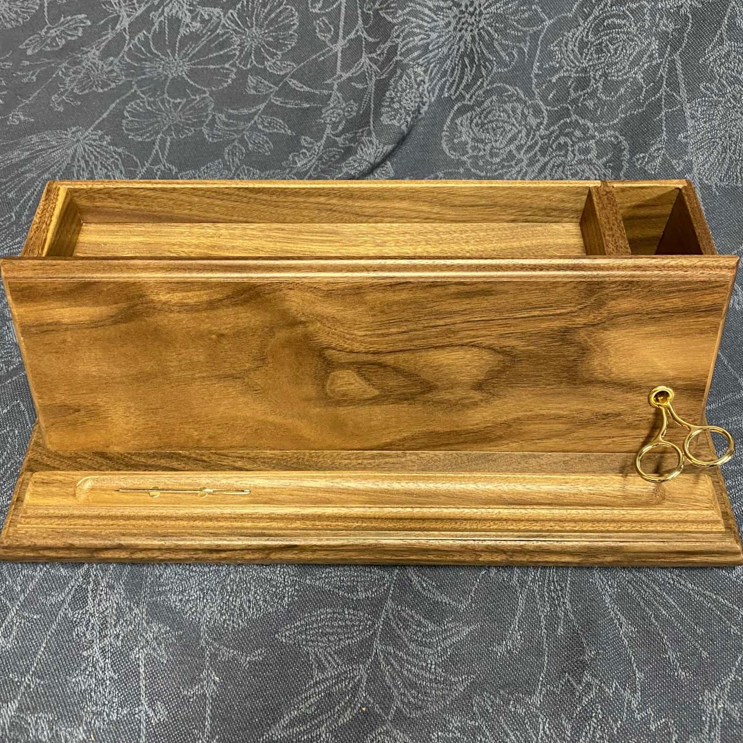 The CraftStation for Cross Stitchers